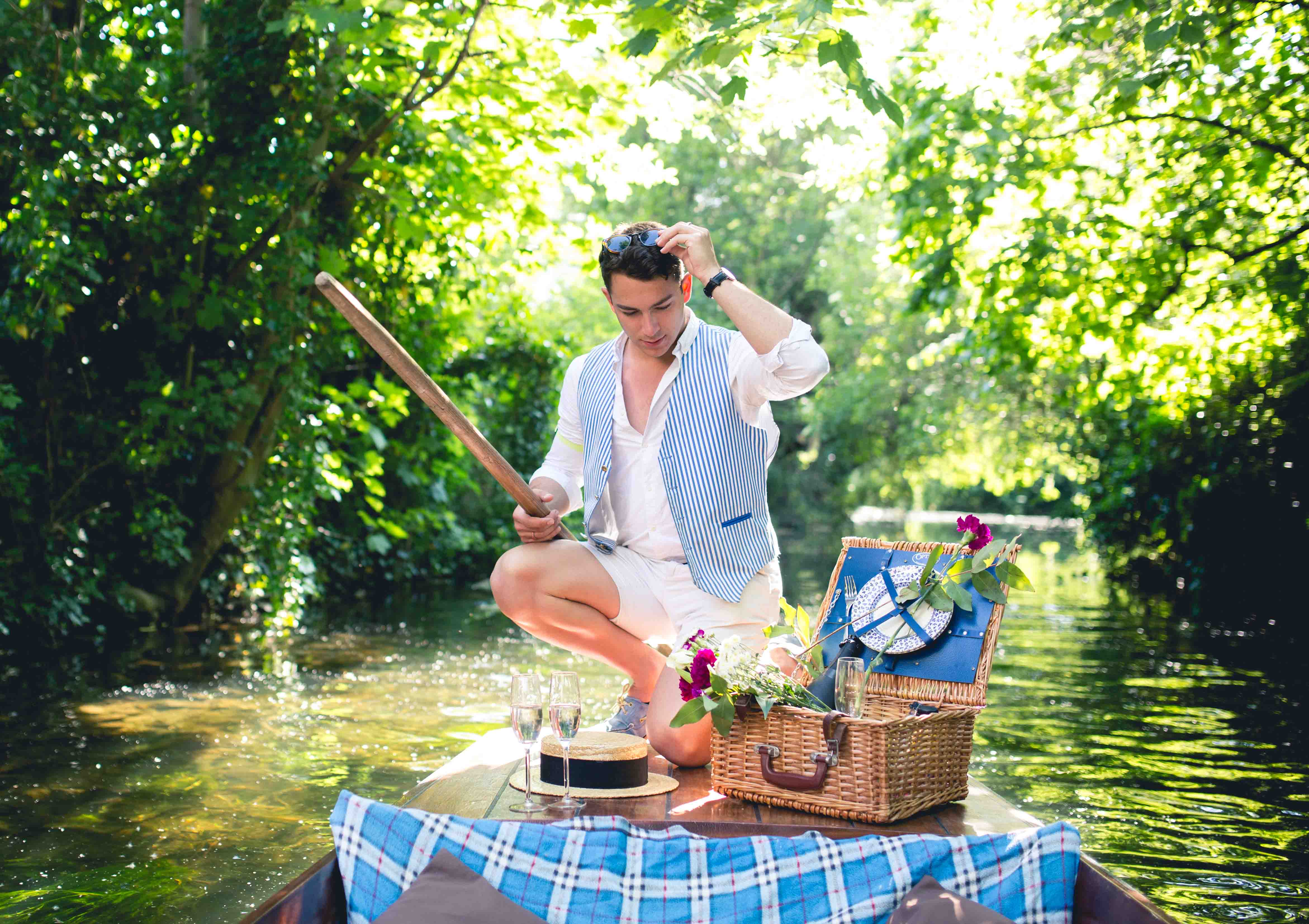 Punting with a picnic